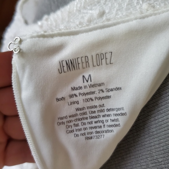Jennifer Lopez, Medium/white, cold shoulder top - Picture 3 of 5